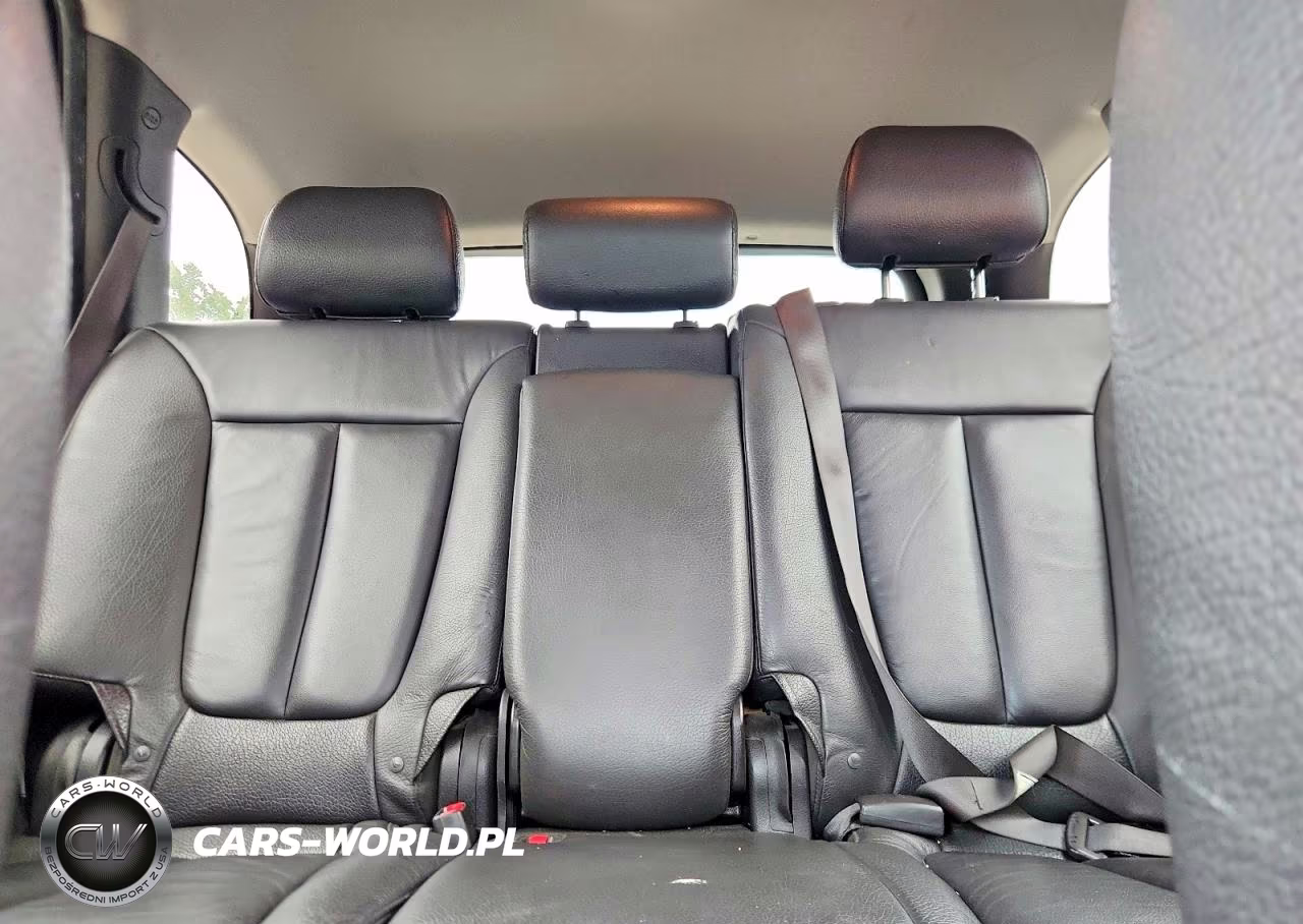 2010 Hyundai Santa Fe Limited VIN:5NMSK4AGXAH353790 - 10