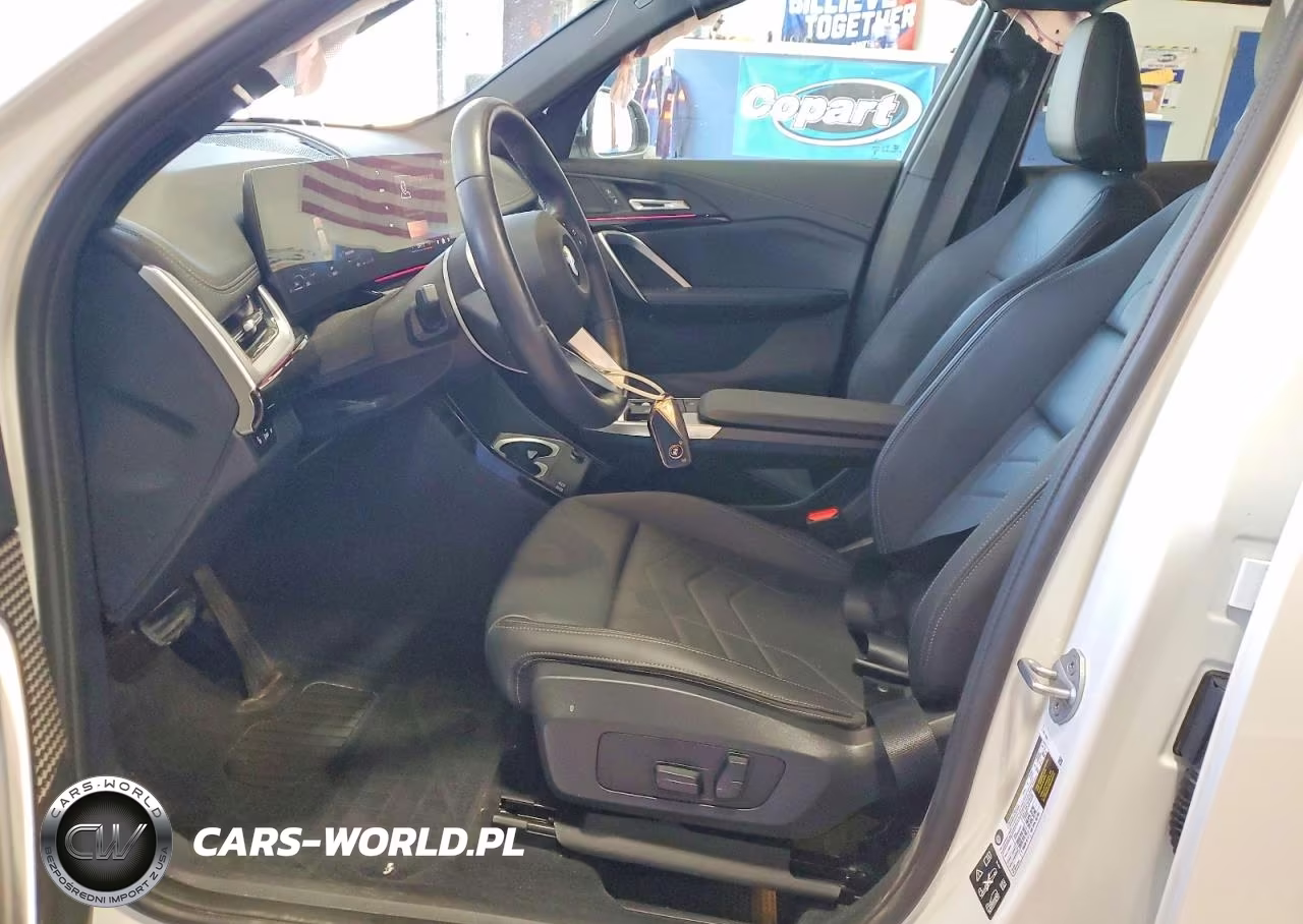 2025 BMW X1 xDrive28I VIN:WBX73EF07S5140727 - 7