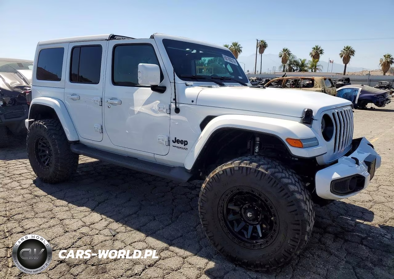 2022 Jeep Wrangler Unlimited Sahara VIN:1C4HJXEG9NW121676 - 4