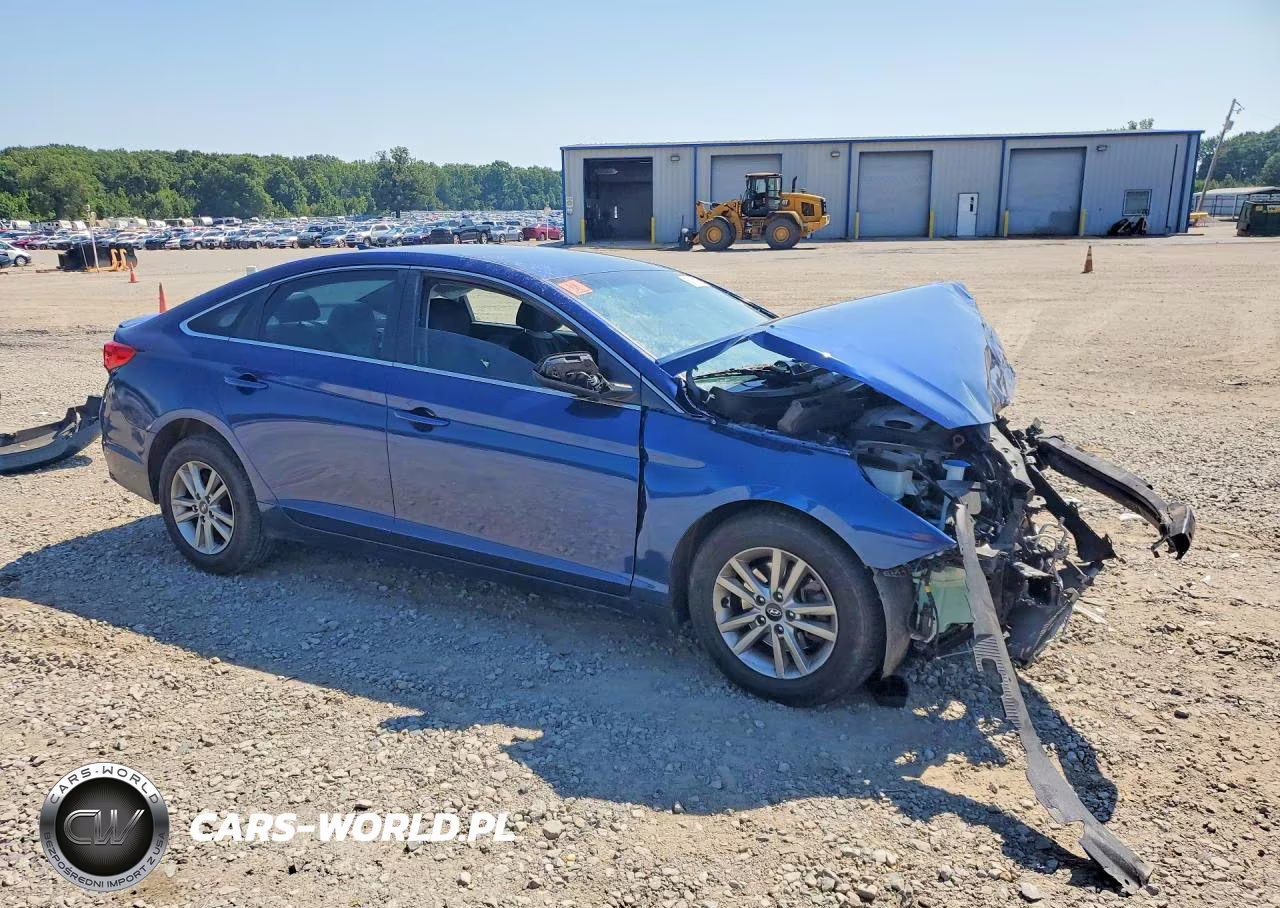 2015 Hyundai Sonata Se VIN:5NPE24AF9FH237446 - 4