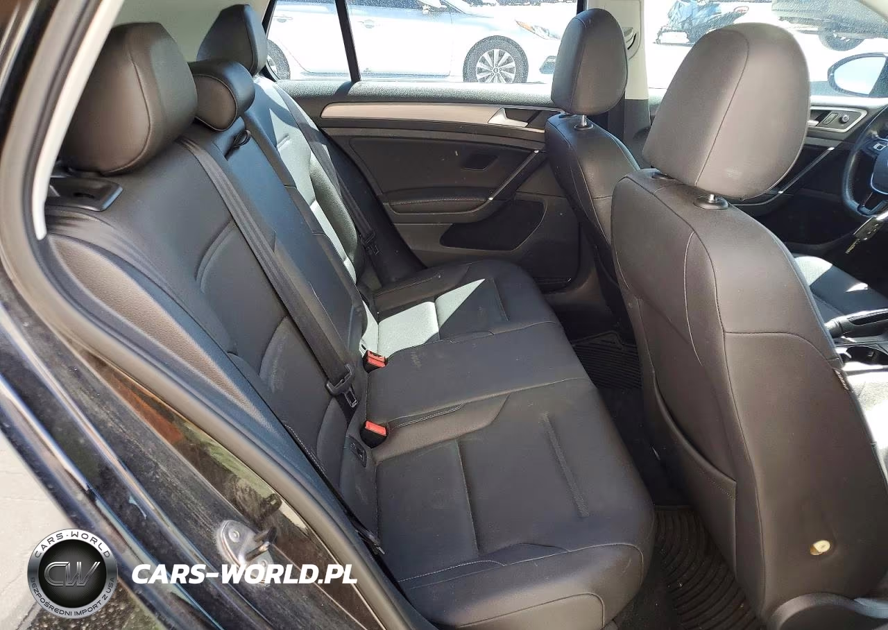 2015 Volkswagen Golf VIN:3VW217AU4FM011747 - 10
