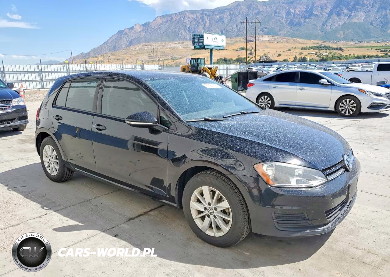 2015 Volkswagen Golf VIN:3VW217AU4FM011747 - 4