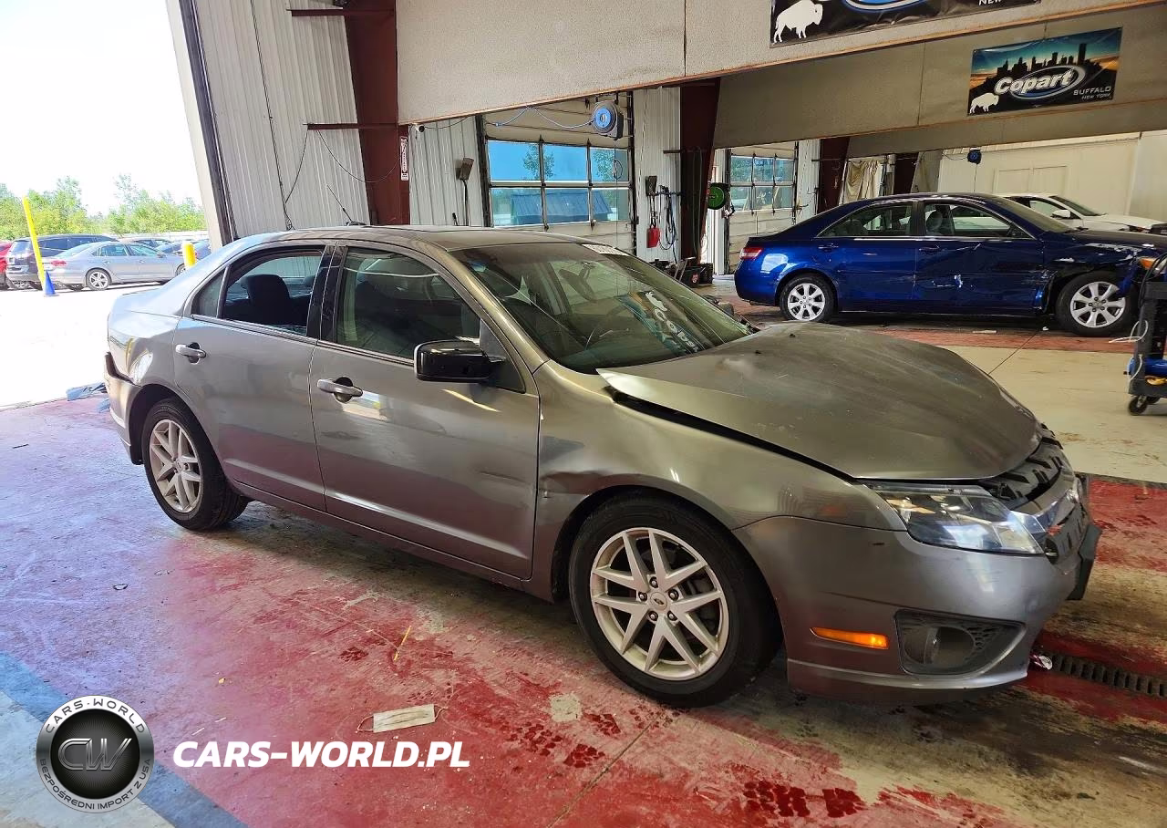 2010 Ford Fusion Se VIN:3FAHP0HA8AR372995 - 4