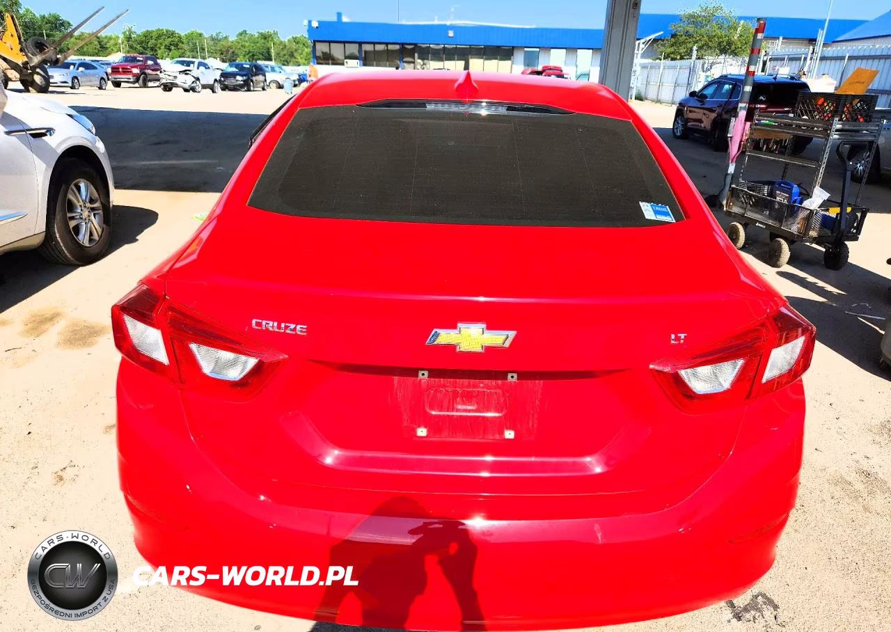 2017 Chevrolet Cruze Lt VIN:1G1BE5SM2H7221117 - 6