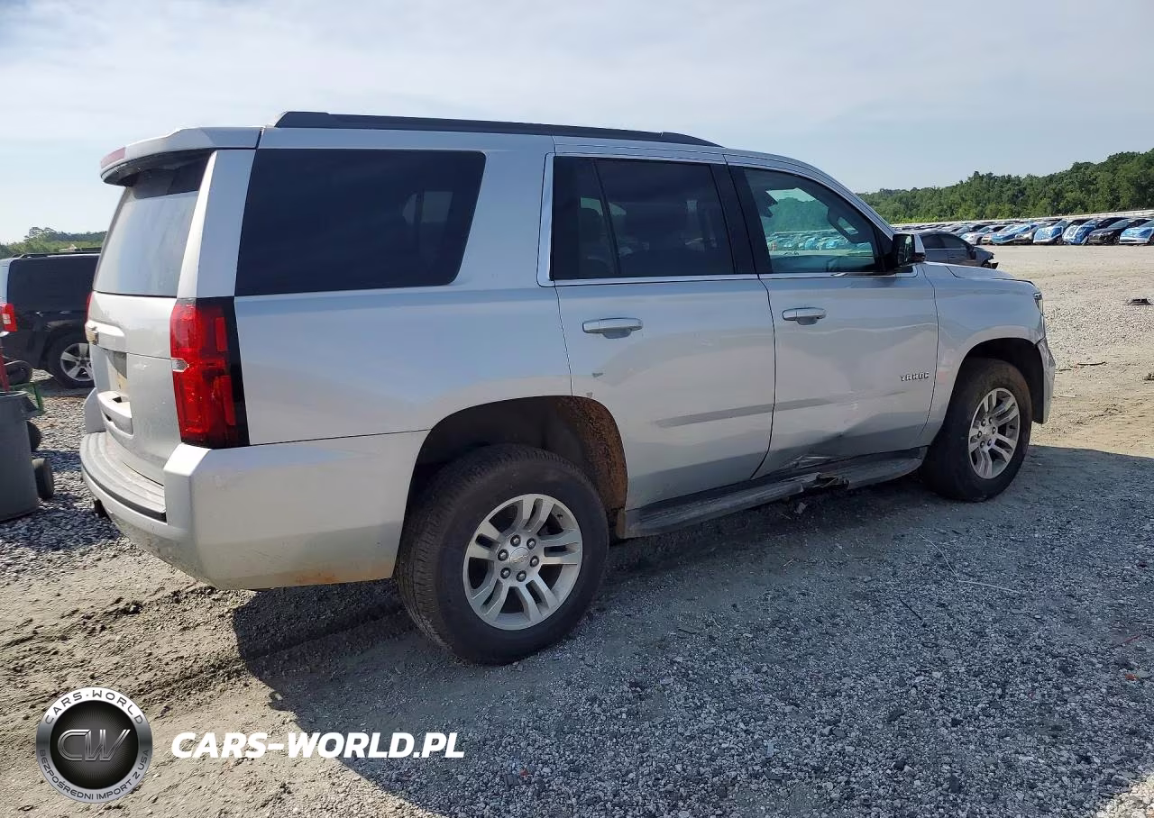 2017 Chevrolet Tahoe C1500 Lt VIN:1GNSCBKC5HR116621 - 3