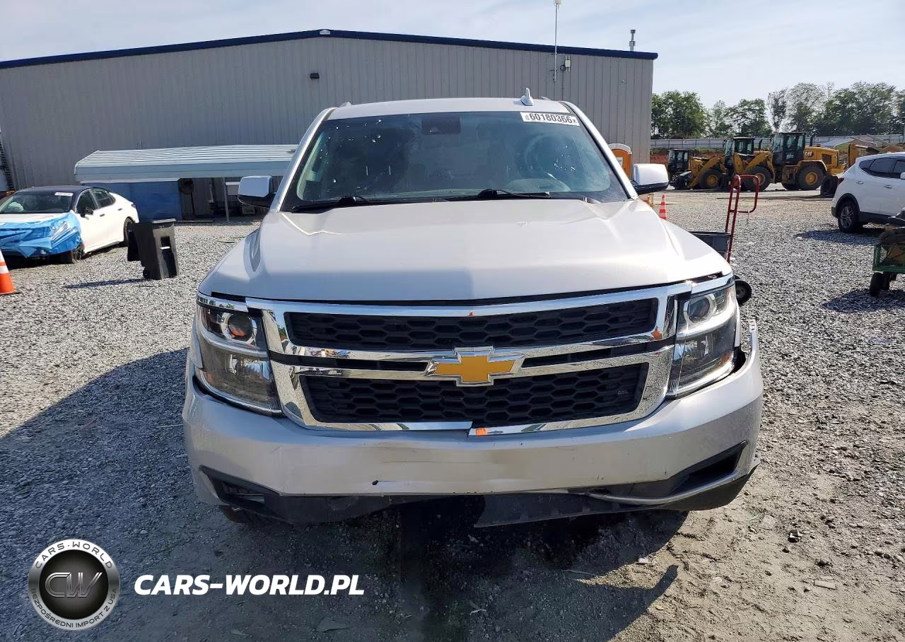 2017 Chevrolet Tahoe C1500 Lt VIN:1GNSCBKC5HR116621 - 5