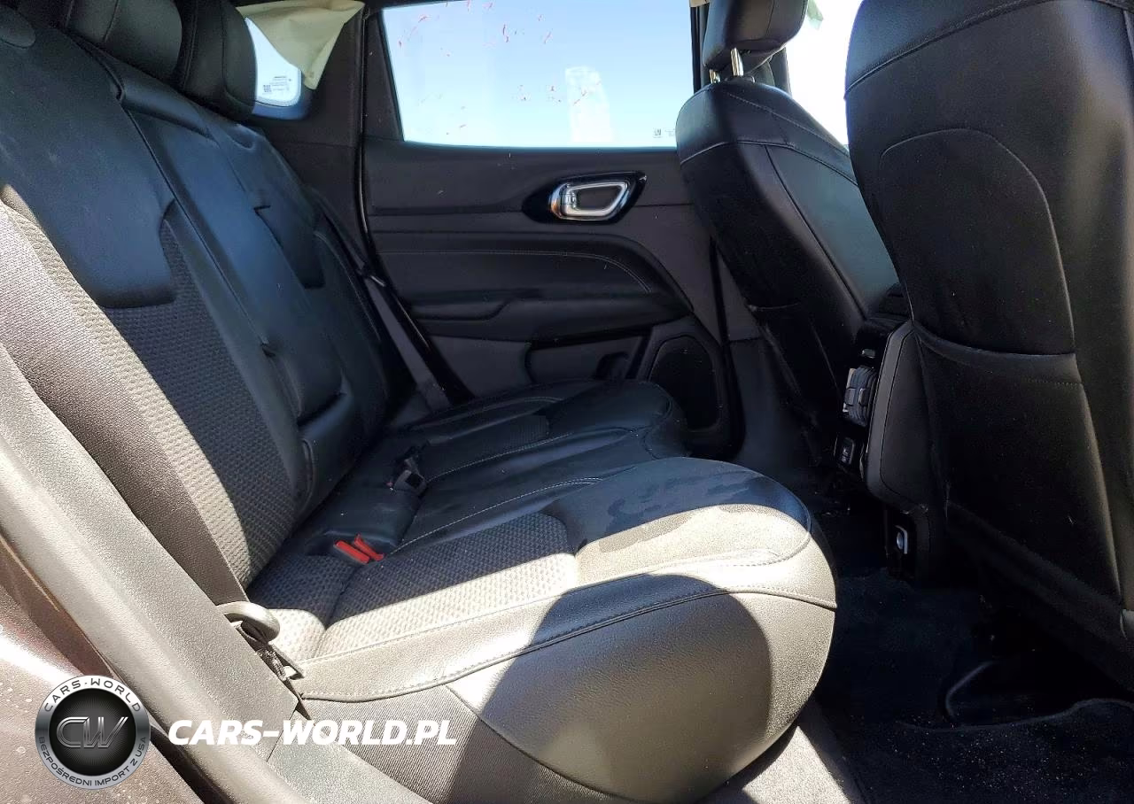 2023 Jeep Compass Latitude VIN:3C4NJDBN1PT549125 - 11