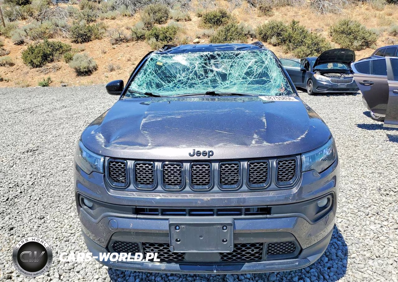 2023 Jeep Compass Latitude VIN:3C4NJDBN1PT549125 - 5