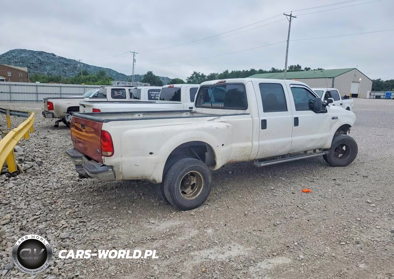 1999 Ford F350 Super Duty VIN:1FTWW32F8XEF06314 - 3