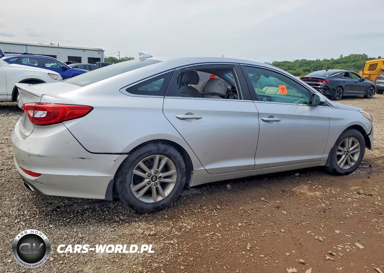 2015 Hyundai Sonata Se VIN:5NPE24AF0FH171384 - 3