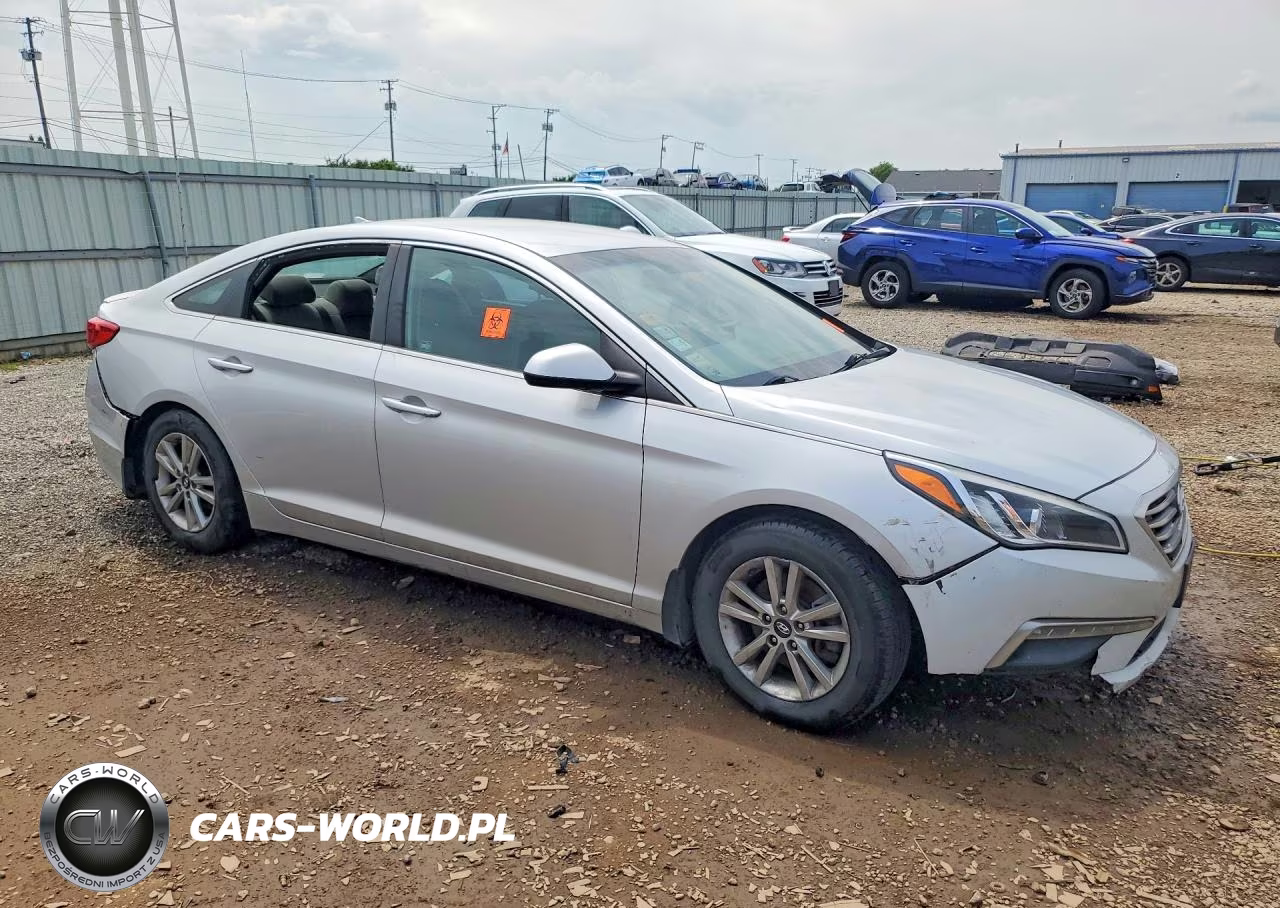 2015 Hyundai Sonata Se VIN:5NPE24AF0FH171384 - 4