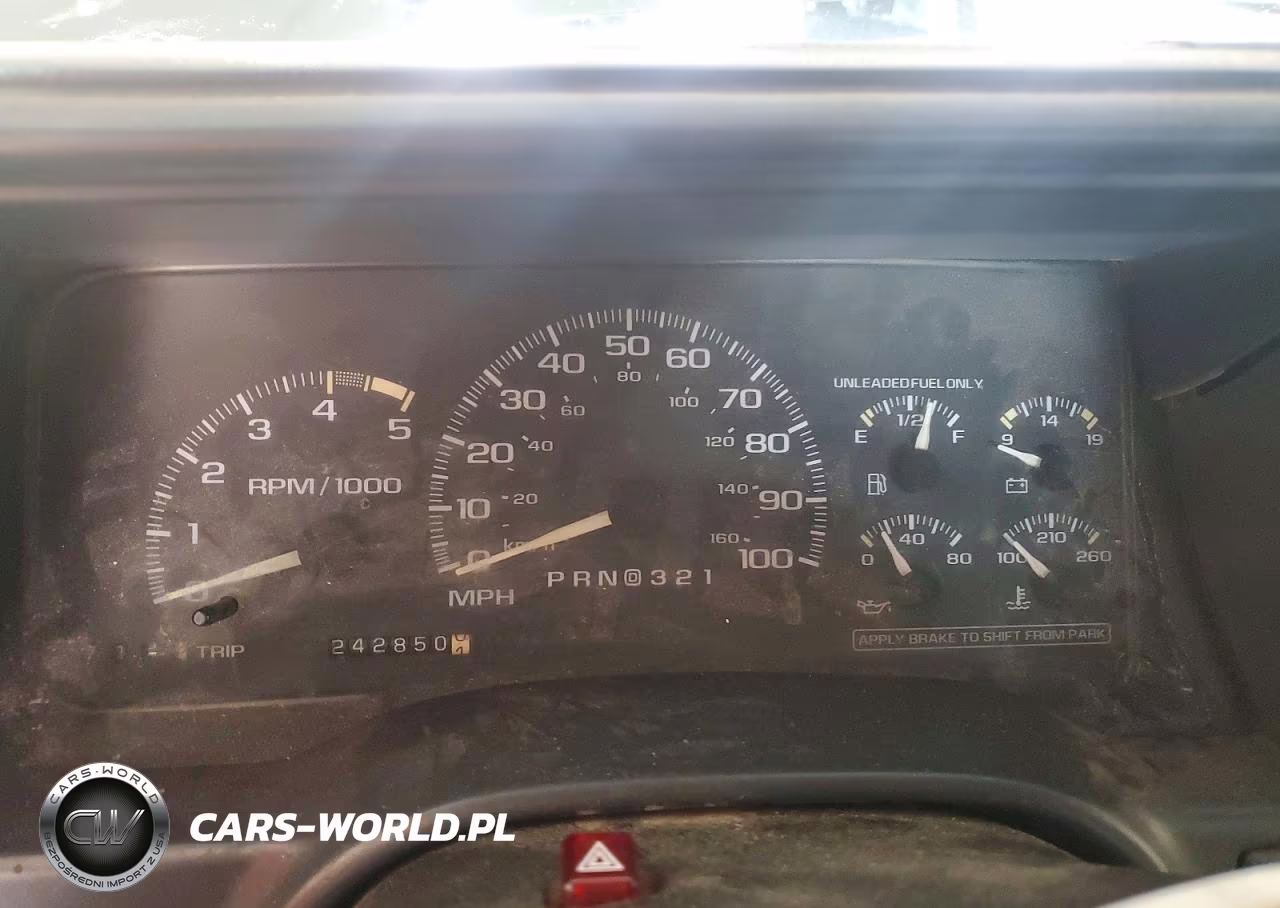 1995 GMC Sierra C2500 VIN:1GTGC29N3SE501776 - 9
