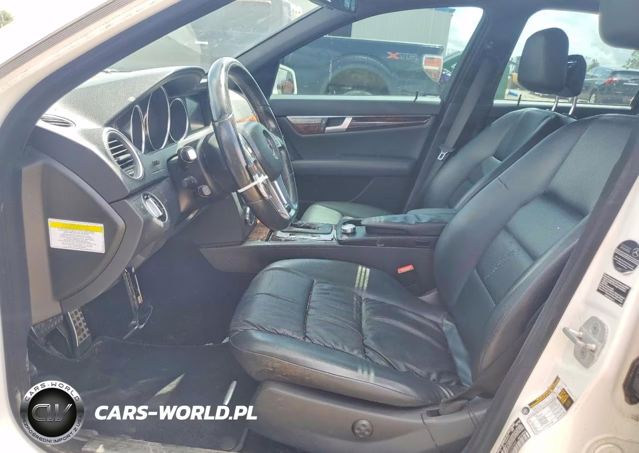 2014 Mercedes-Benz C 300 4Matic VIN:WDDGF8AB5EG230343 - 7