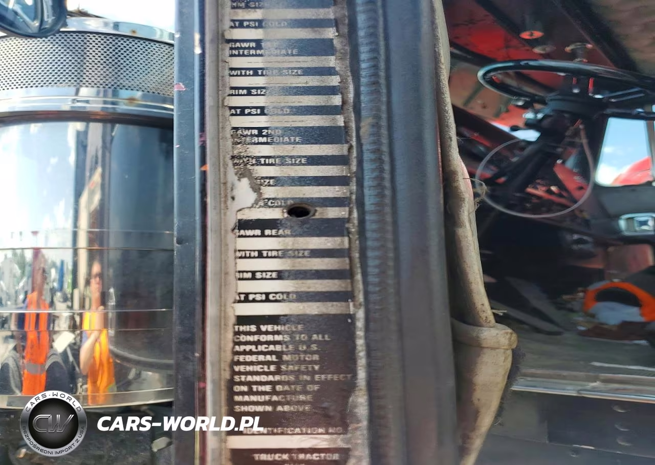 1985 Kenworth W900 Semi Truck VIN:2XKWD29X5FM322854 - 11