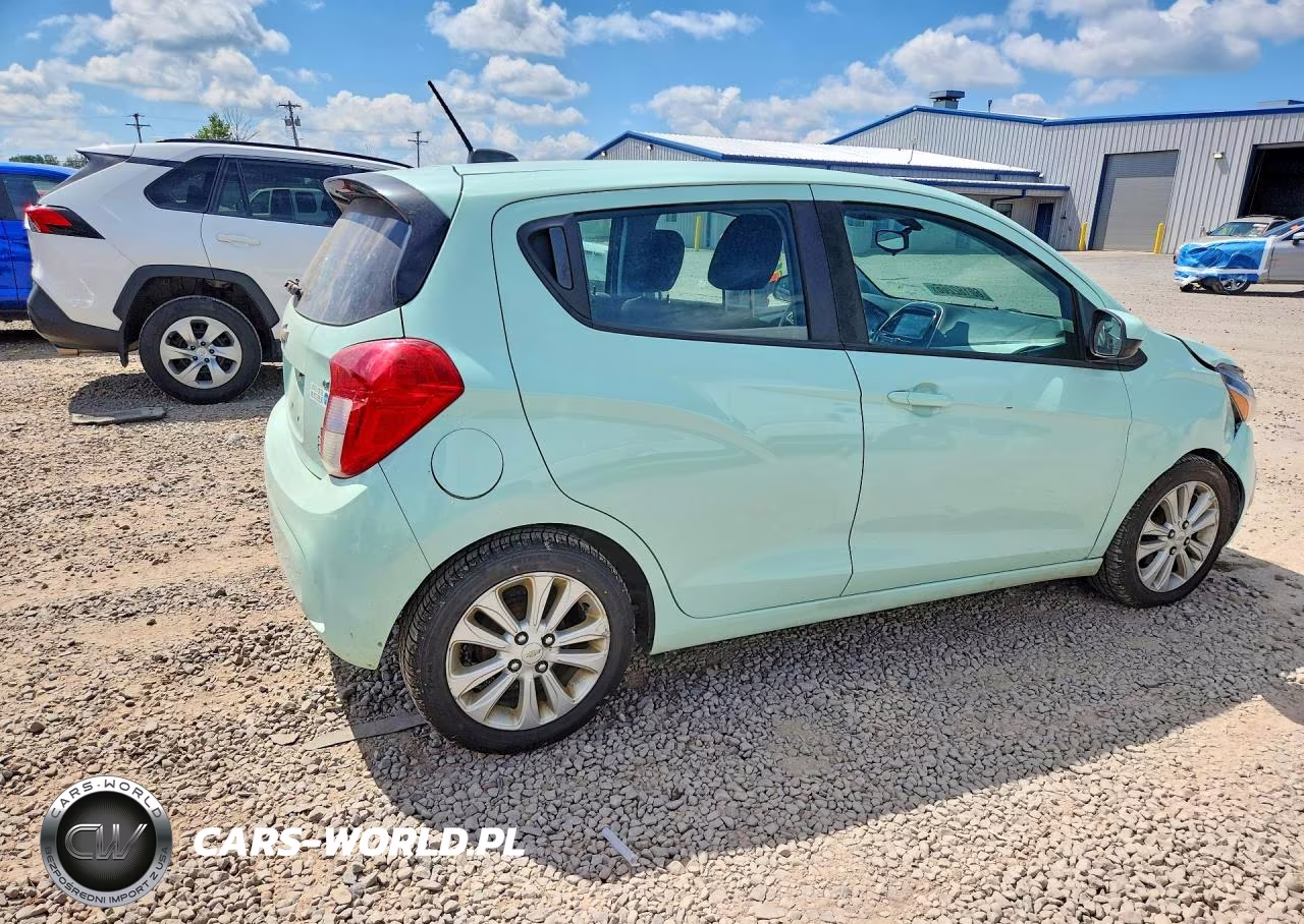 2017 Chevrolet Spark 1Lt VIN:KL8CD6SA2HC821131 - 3