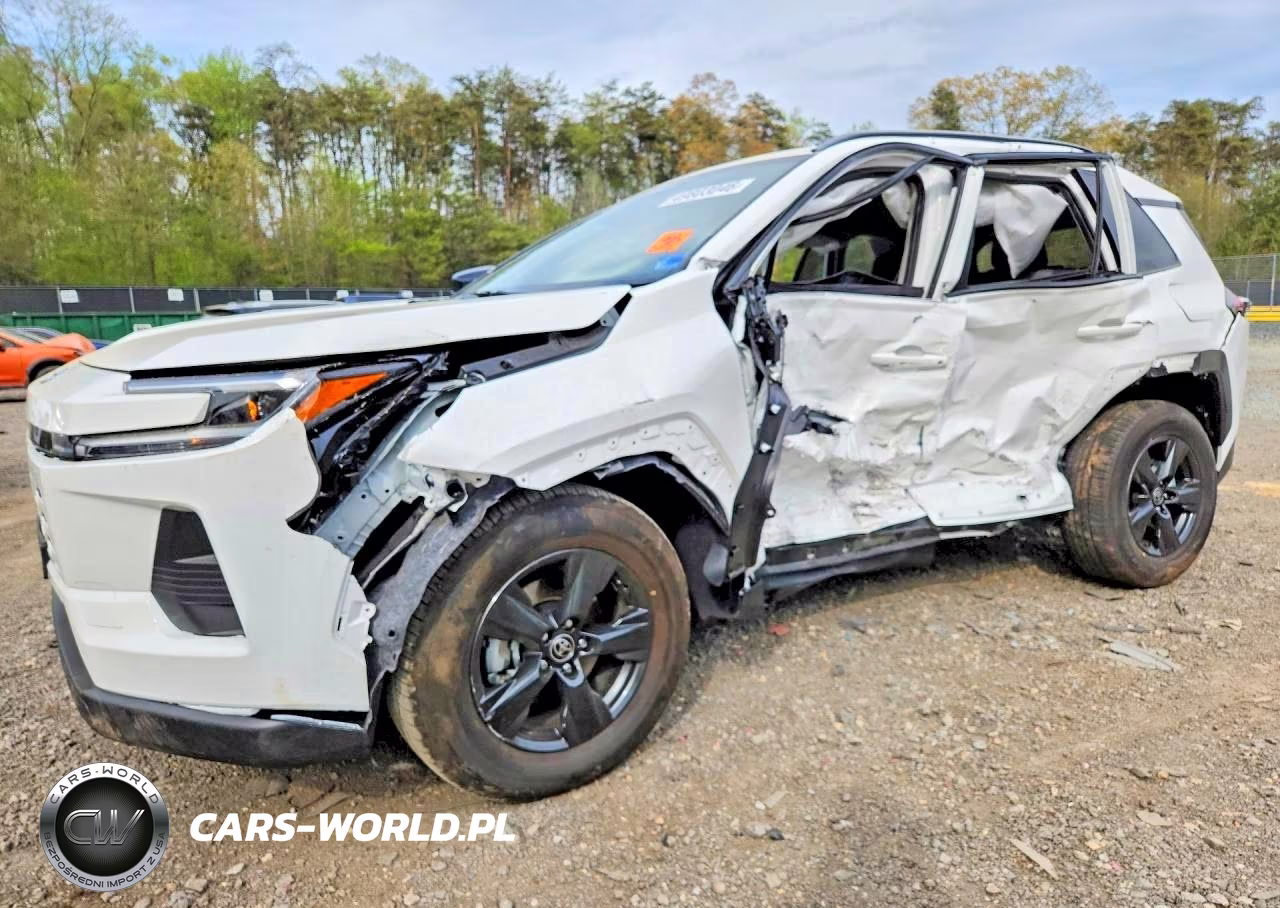 2026 Toyota Rav4 Le – zdjęcie 1 z 13