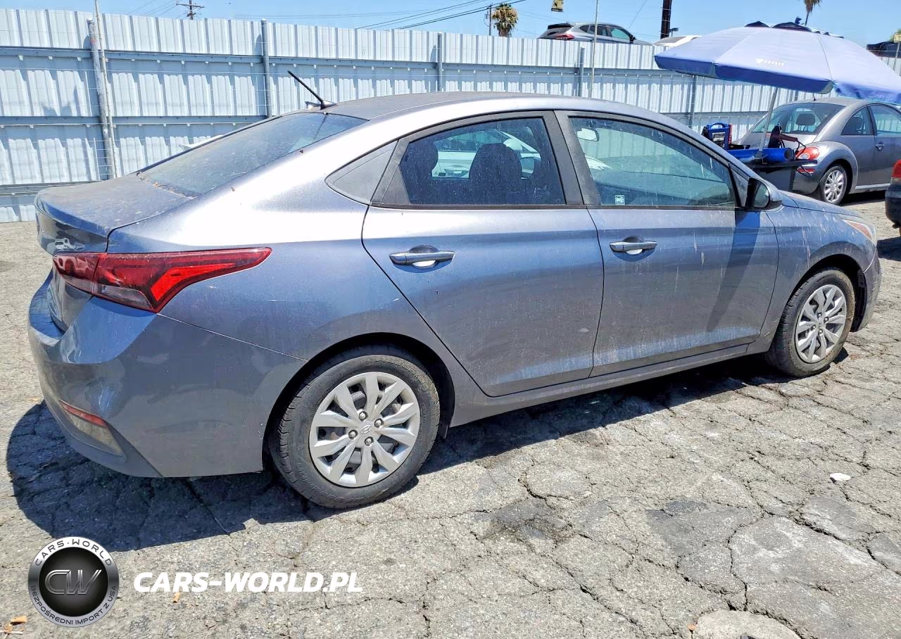 2018 Hyundai Accent Se VIN:3KPC24A36JE026439 - 3