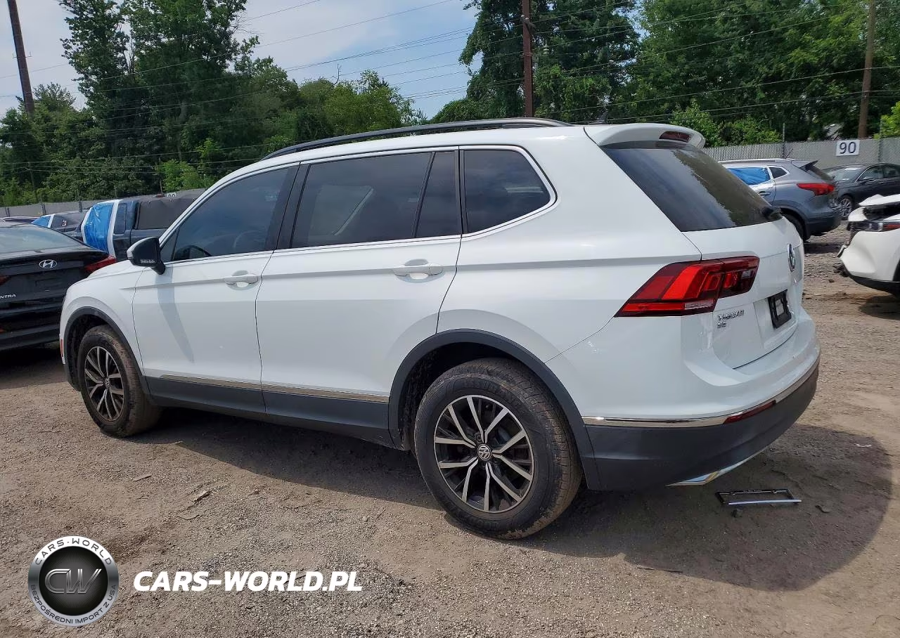 2021 Volkswagen Tiguan Se VIN:3VV2B7AX9MM083827 - 2