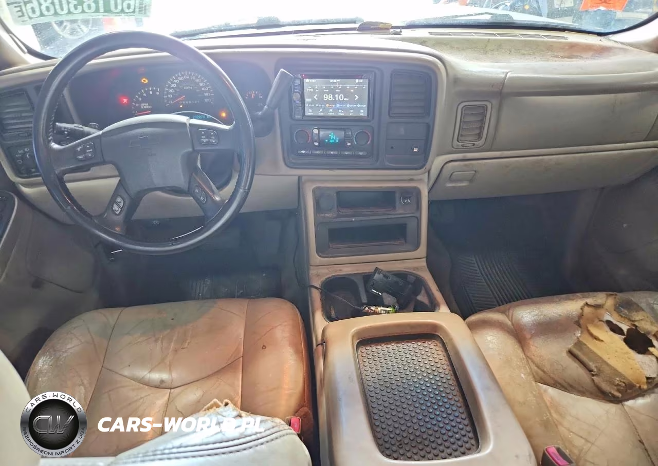 2005 Chevrolet Suburban C1500 VIN:3GNEC16Z55G187349 - 8