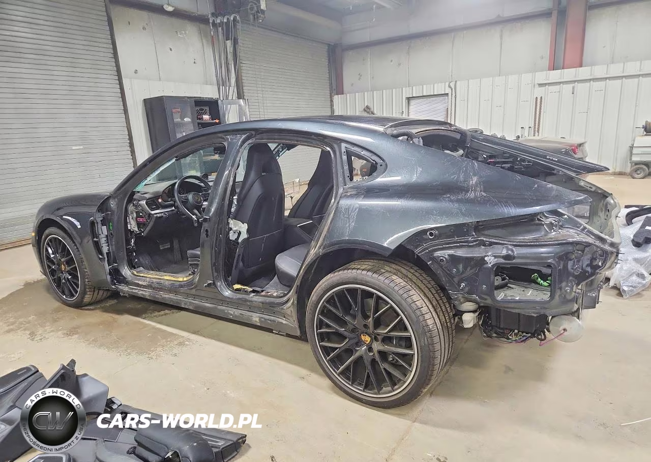 2023 Porsche Panamera Base VIN:WP0AJ2A74PL103200 - 2
