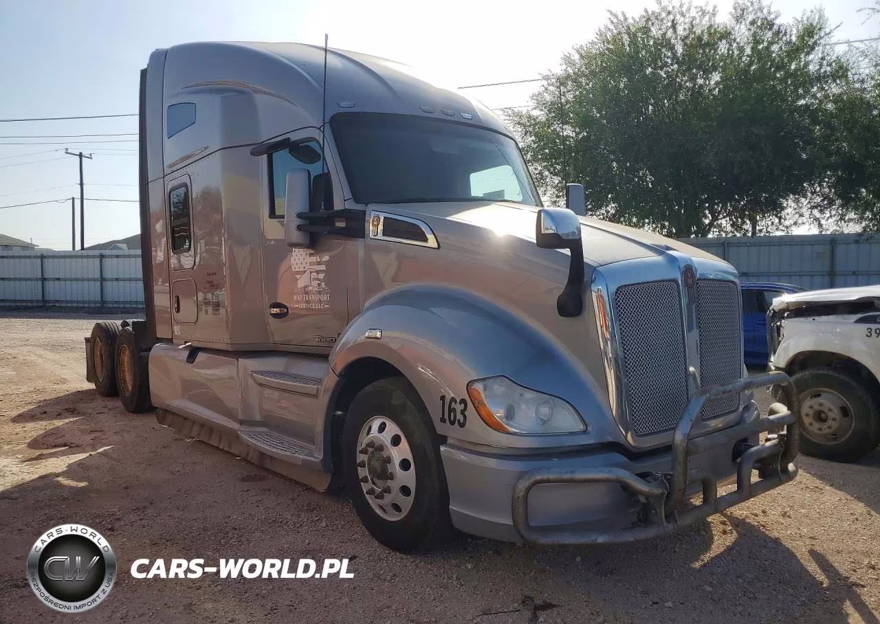 2018 Kenworth T680 Semi Truck VIN:1XKYDP9X6JJ210151 - 4