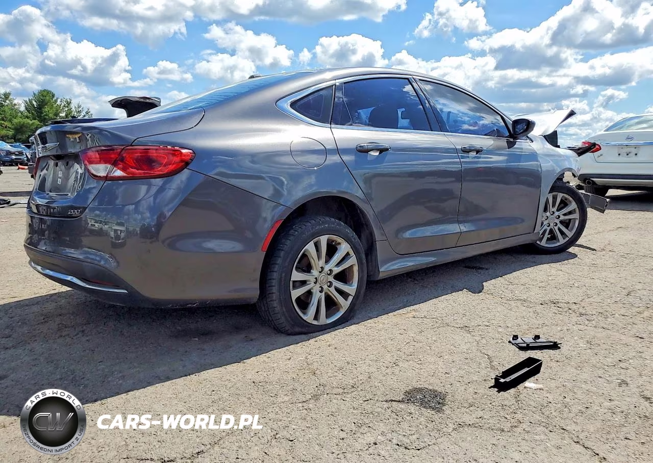 2015 Chrysler 200 Limited VIN:1C3CCCABXFN632574 - 3