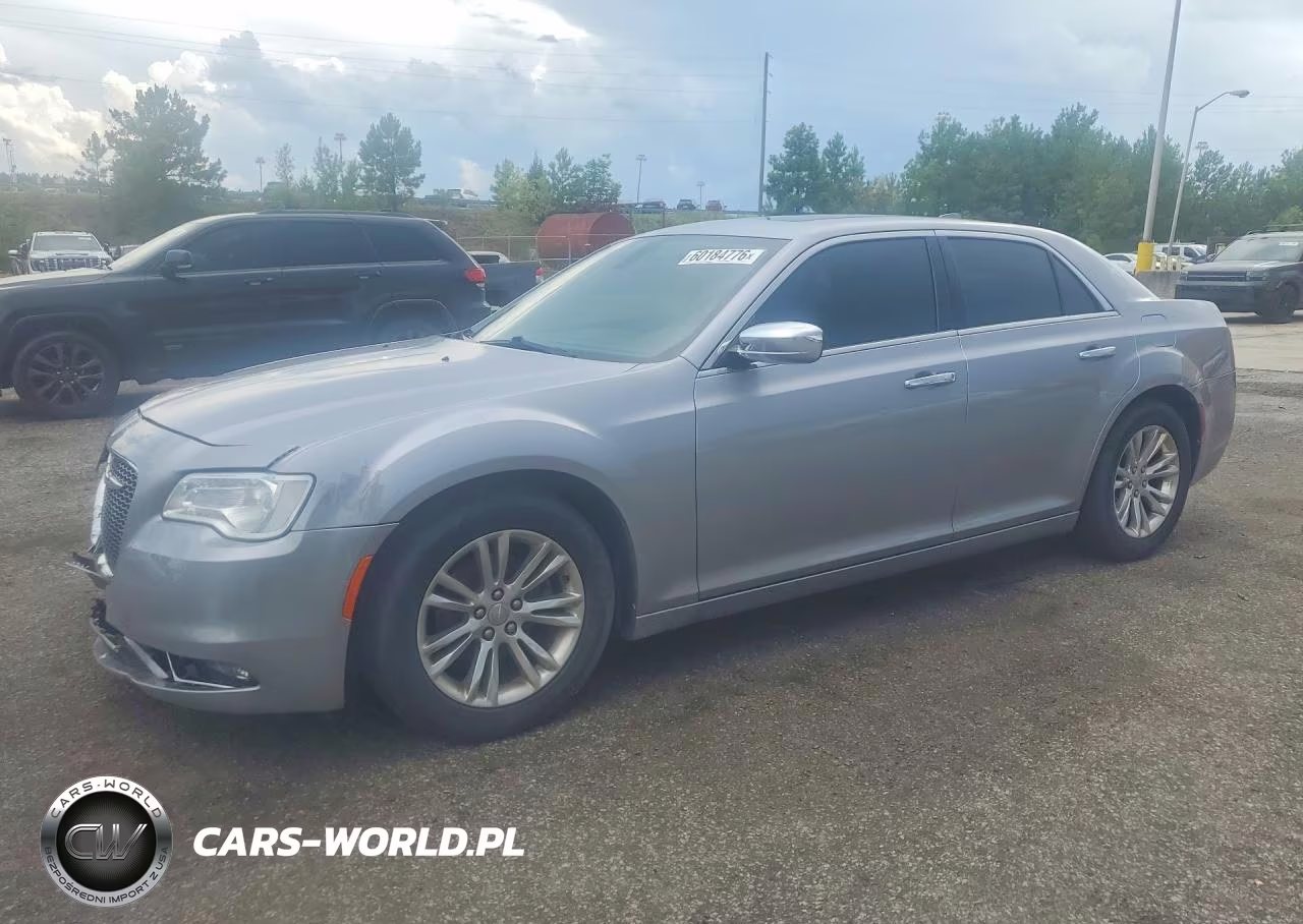 2017 Chrysler 300C