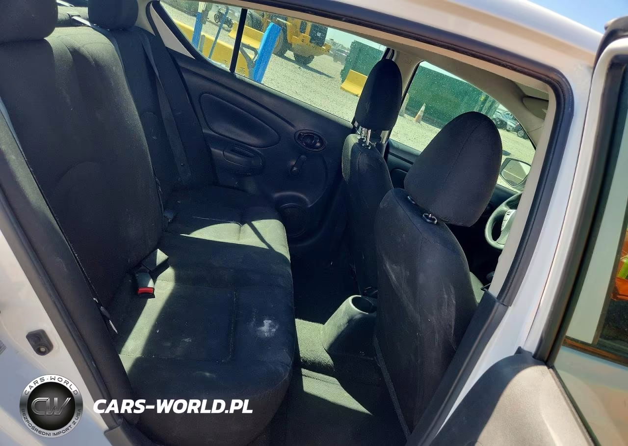 2019 Nissan Versa S Plus VIN:3N1CN7AP7KL825609 - 10