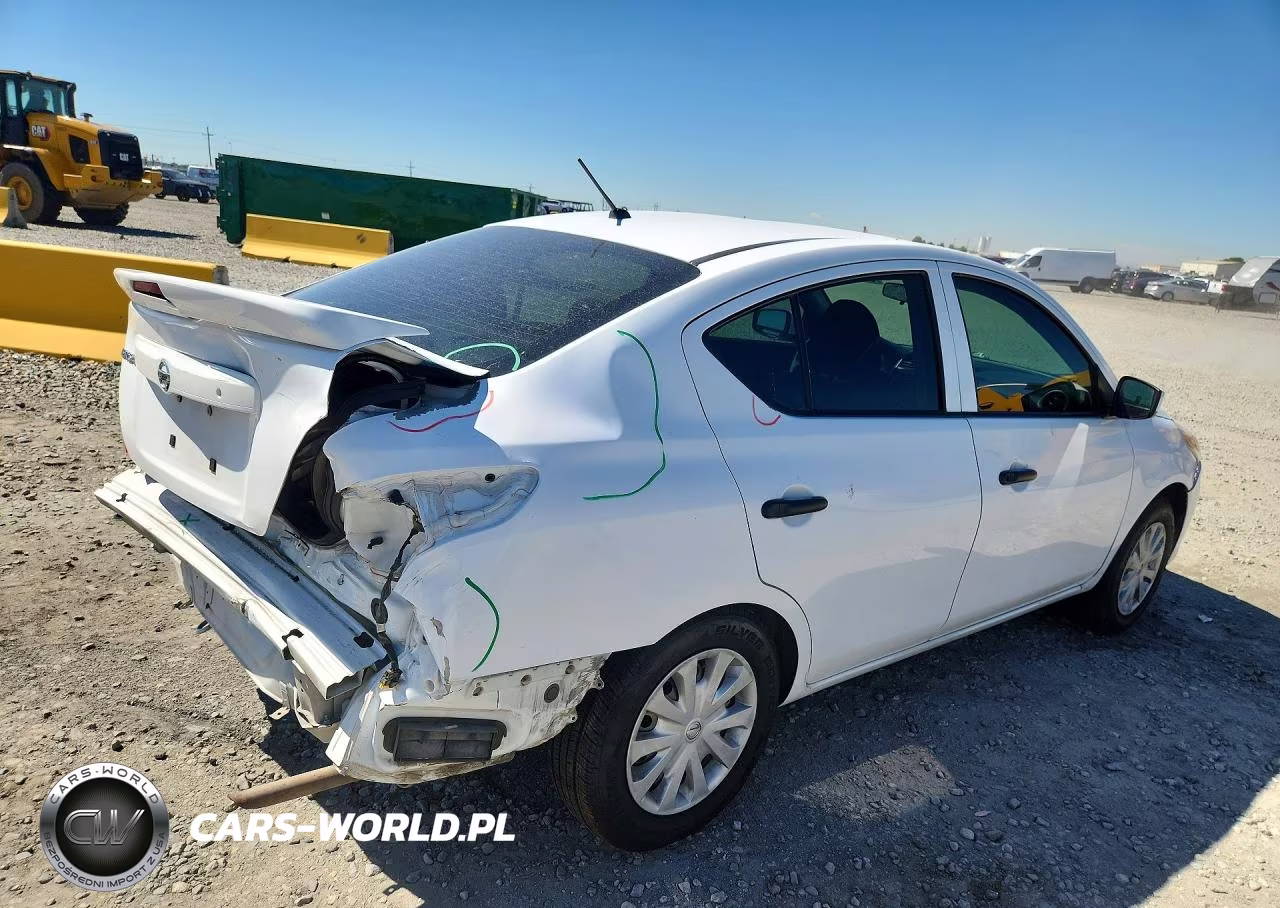2019 Nissan Versa S Plus VIN:3N1CN7AP7KL825609 - 3