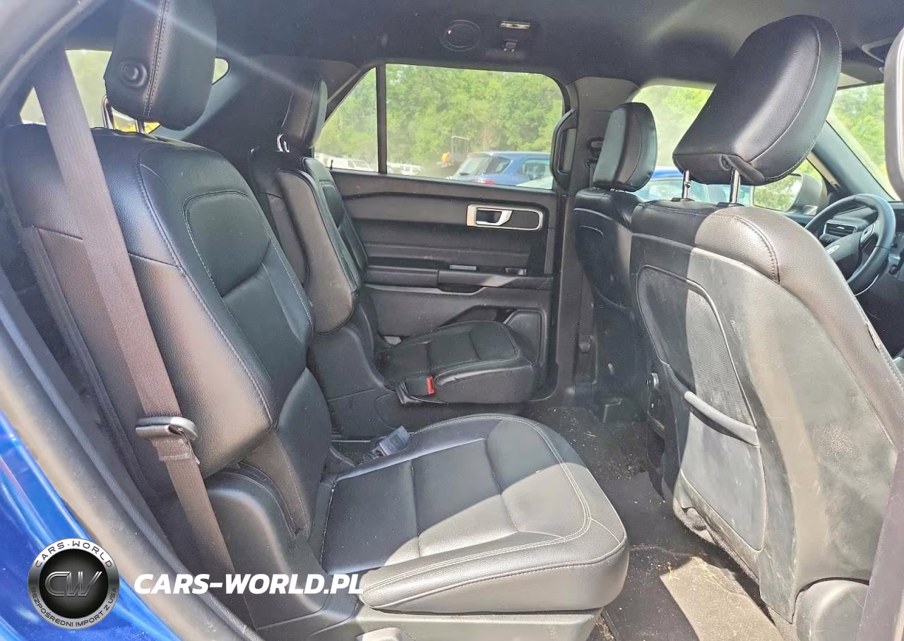 2020 Ford Explorer Xlt VIN:1FMSK8DH7LGB25635 - 11
