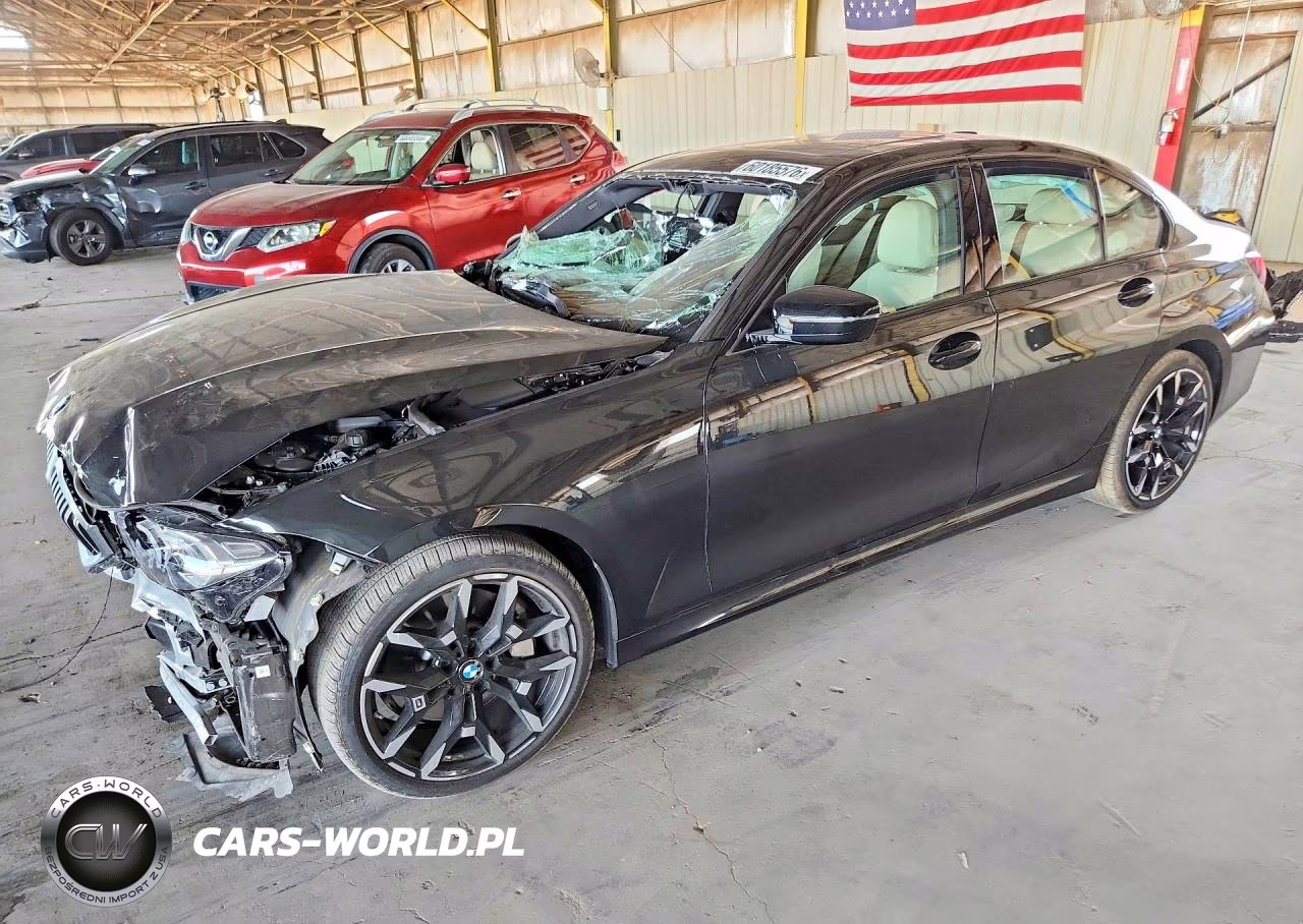 2025 BMW 330Xi – zdjęcie 1 z 12