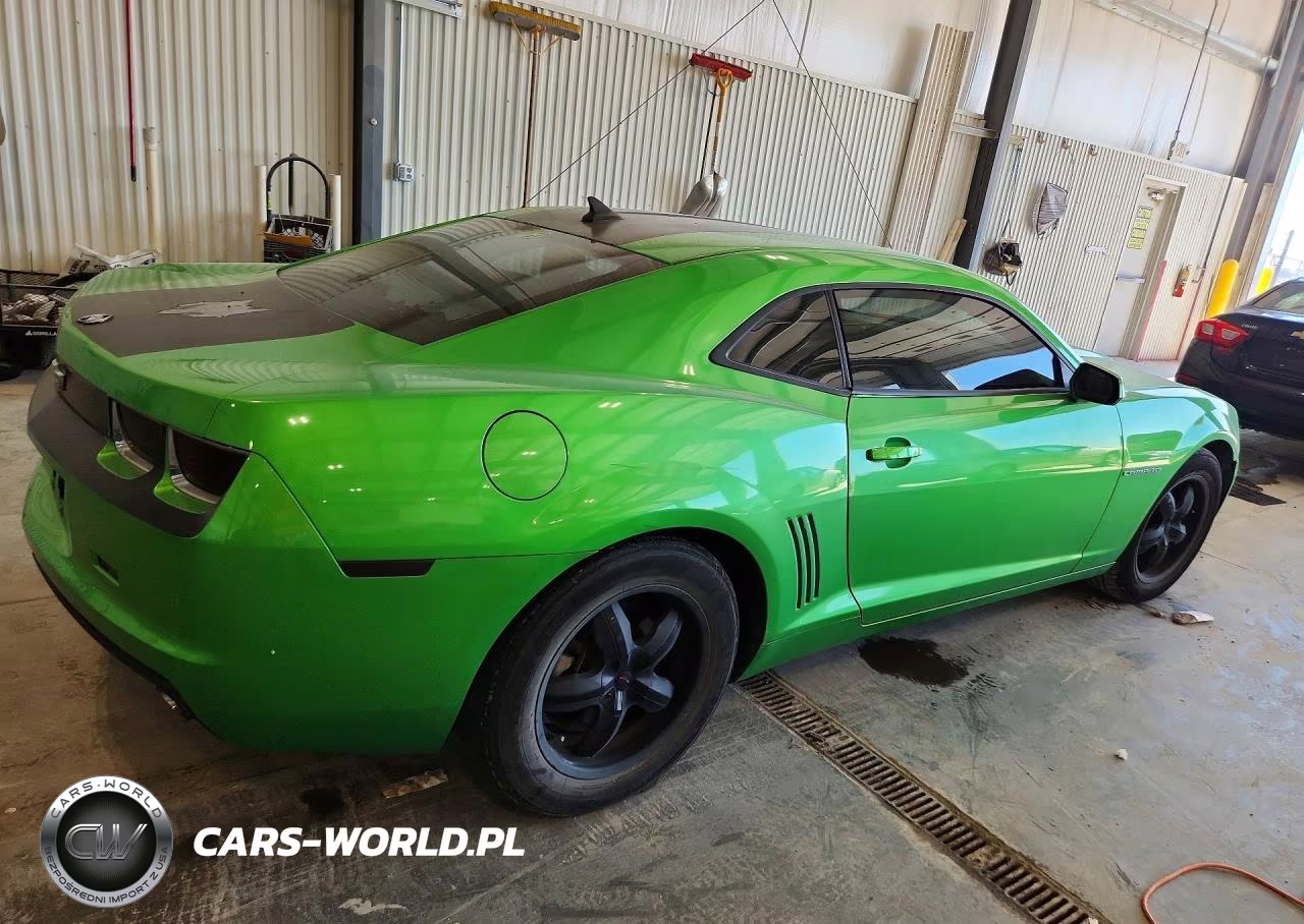 2011 Chevrolet Camaro Ls VIN:2G1FA1ED7B9152917 - 3
