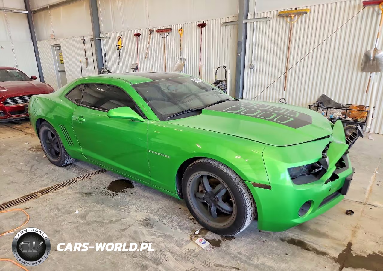 2011 Chevrolet Camaro Ls VIN:2G1FA1ED7B9152917 - 4