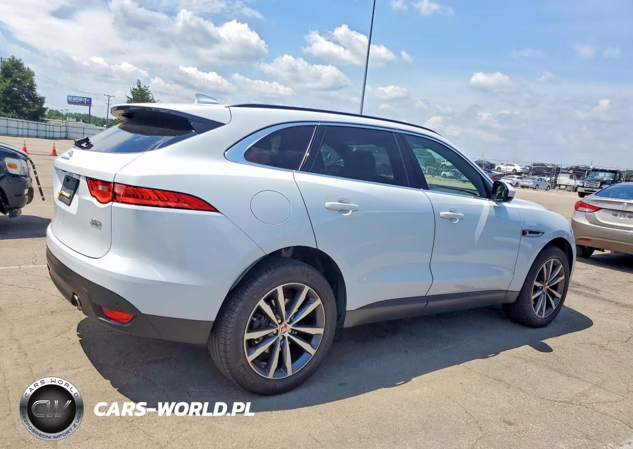 2017 Jaguar F-Pace Prestige VIN:SADCK2BV0HA496455 - 3