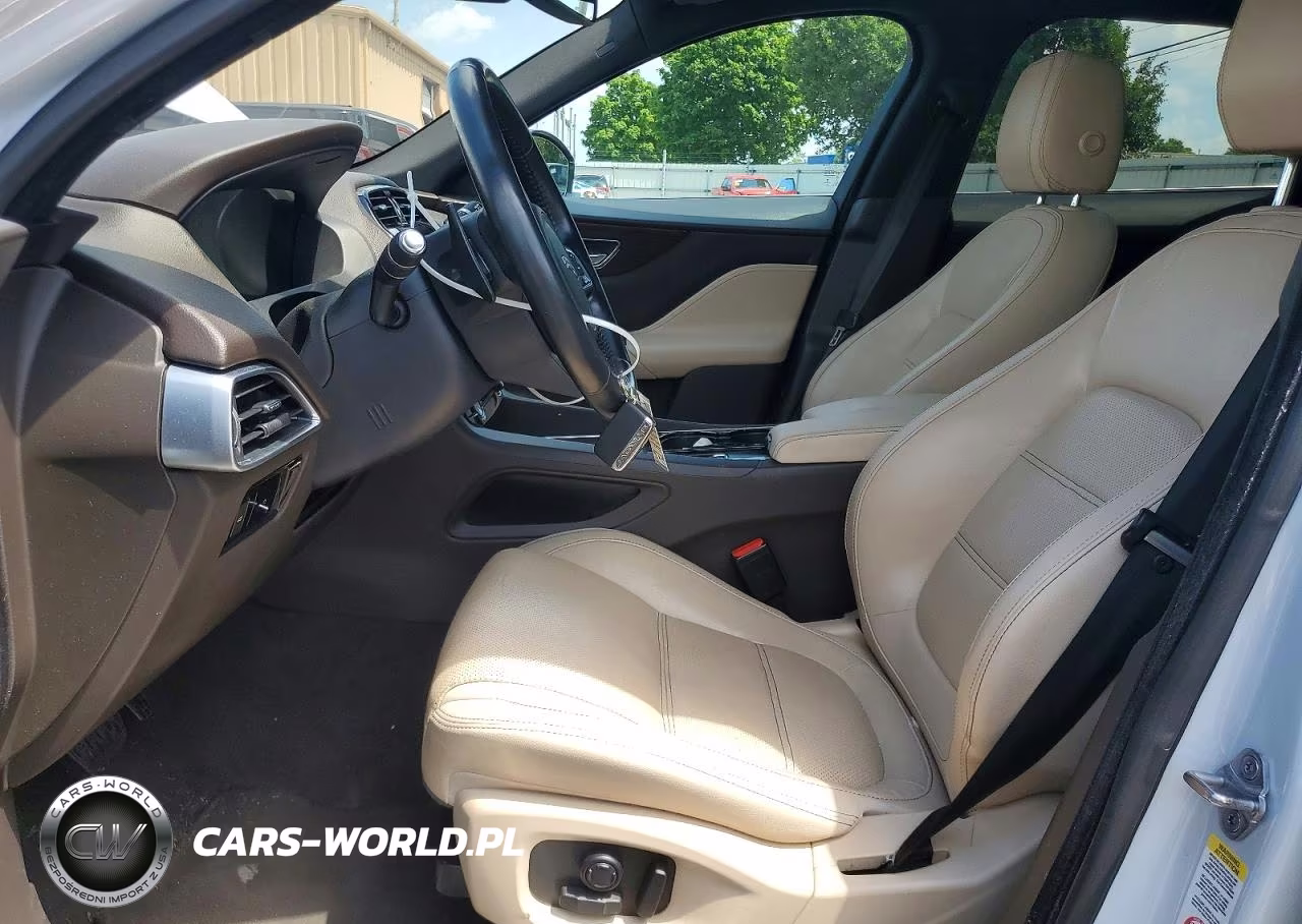 2017 Jaguar F-Pace Prestige VIN:SADCK2BV0HA496455 - 7
