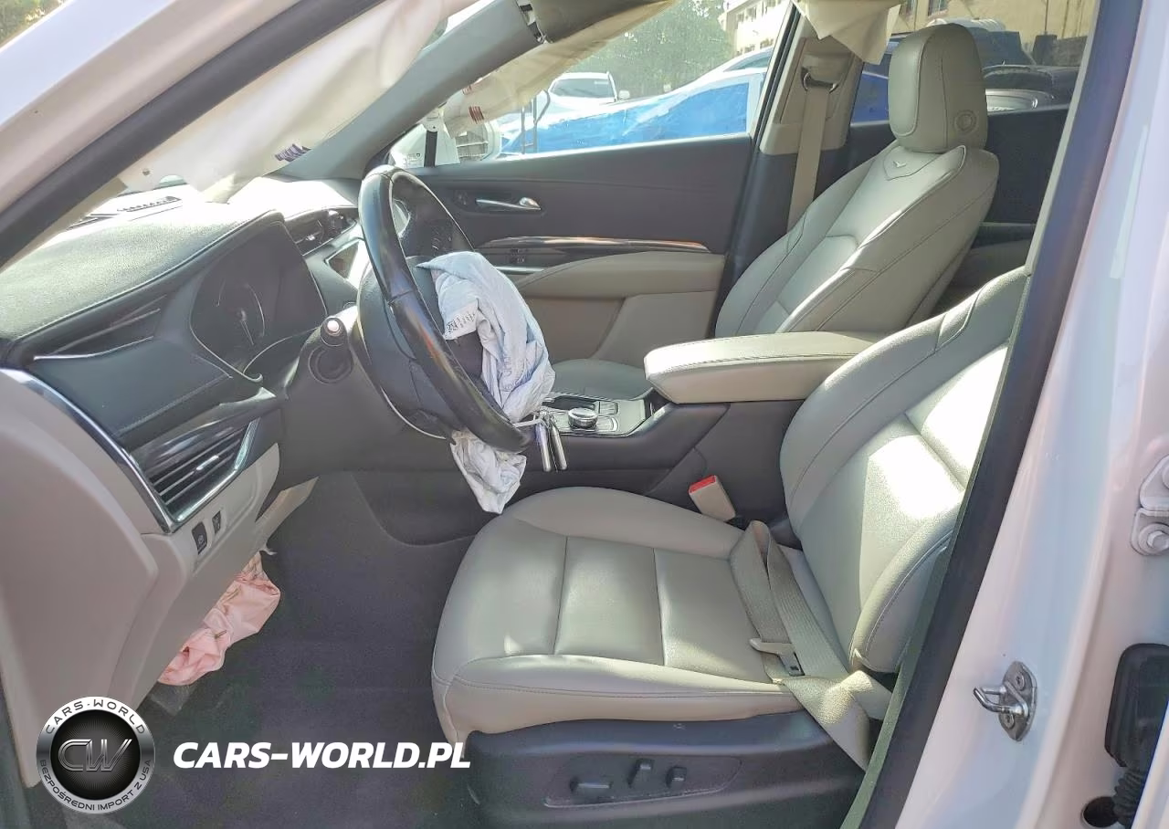 2019 Cadillac Xt4 Luxury VIN:1GYAZAR48KF109015 - 7