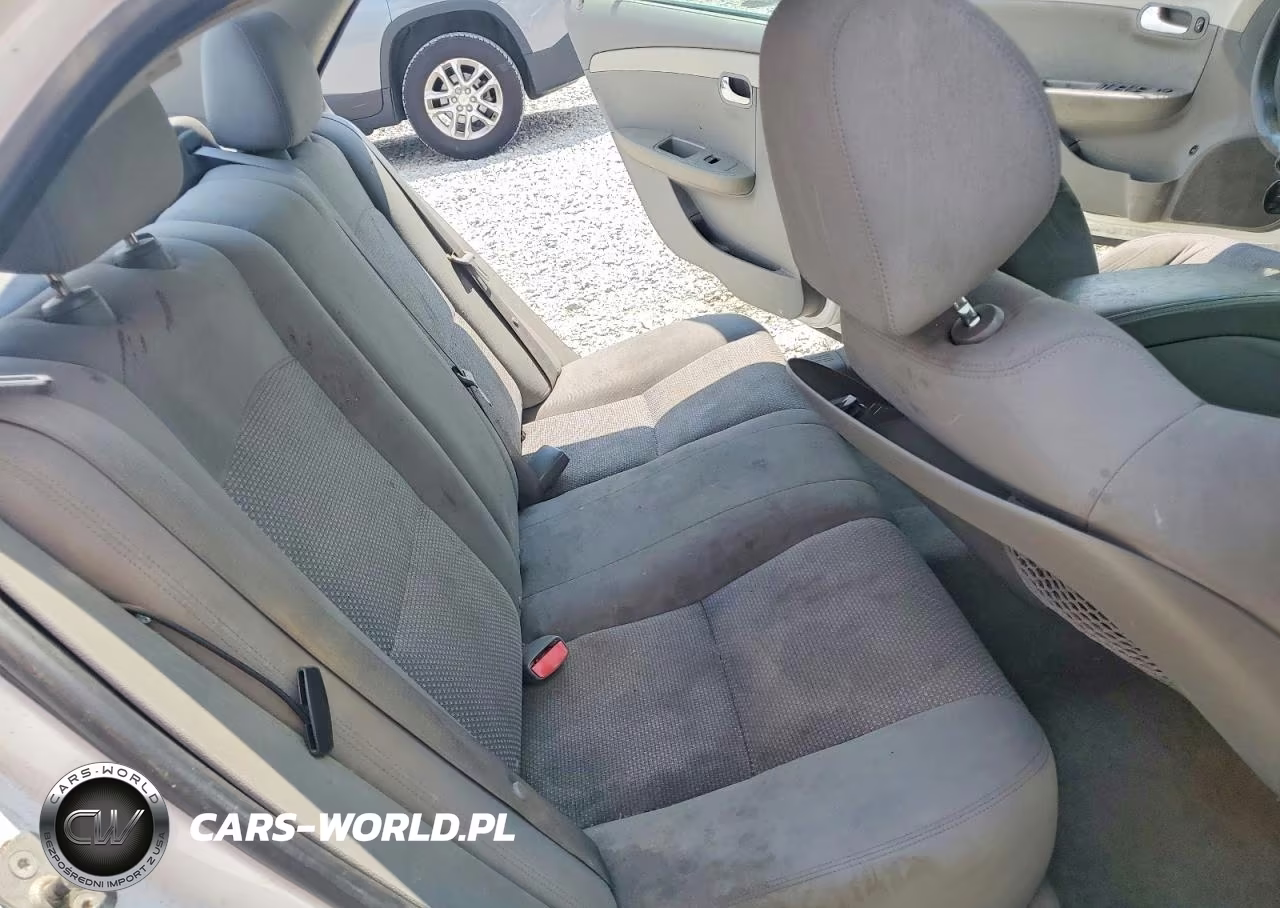 2010 Chevrolet Malibu Ls VIN:1G1ZA5E01AF280965 - 10