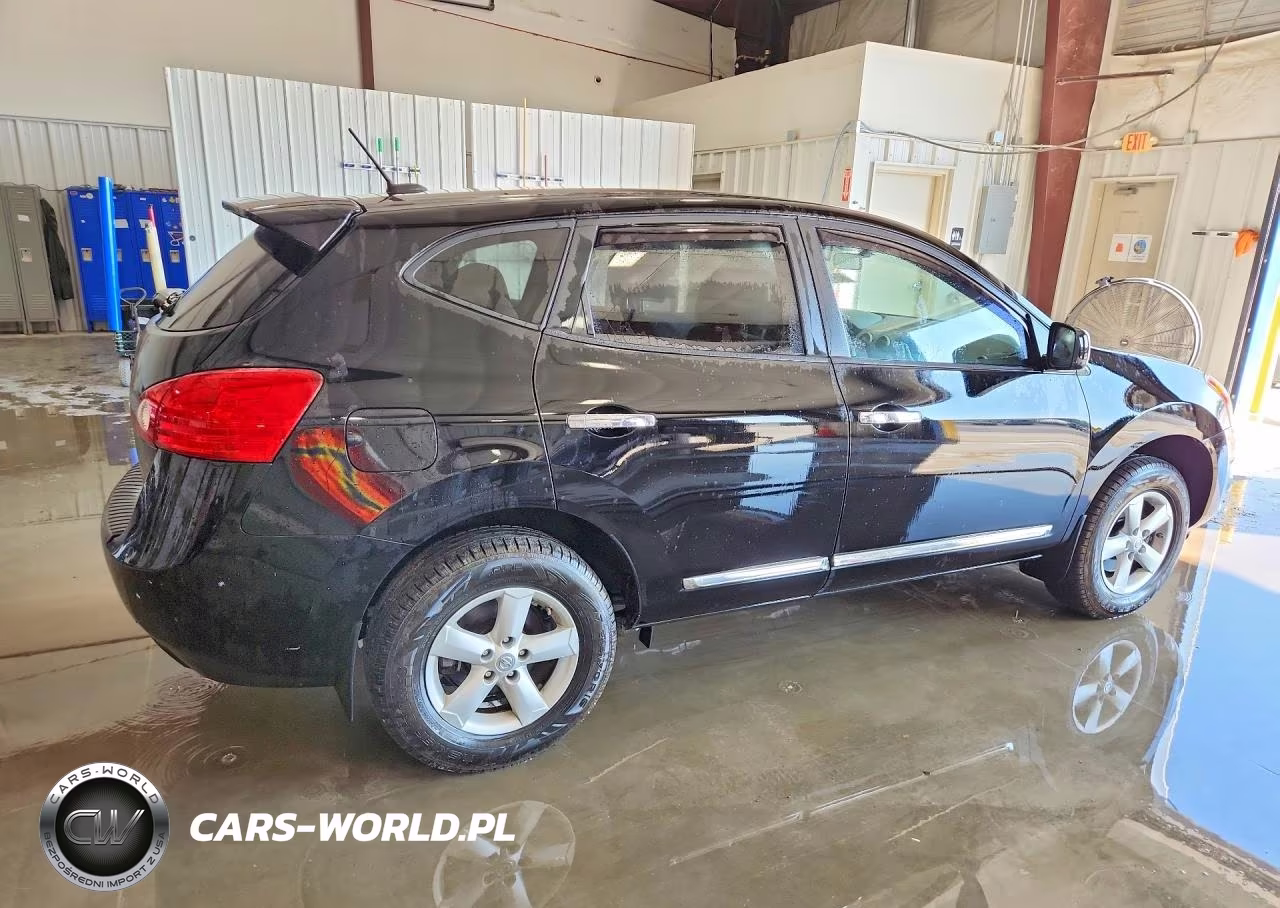 2013 Nissan Rogue S VIN:JN8AS5MVXDW630147 - 3