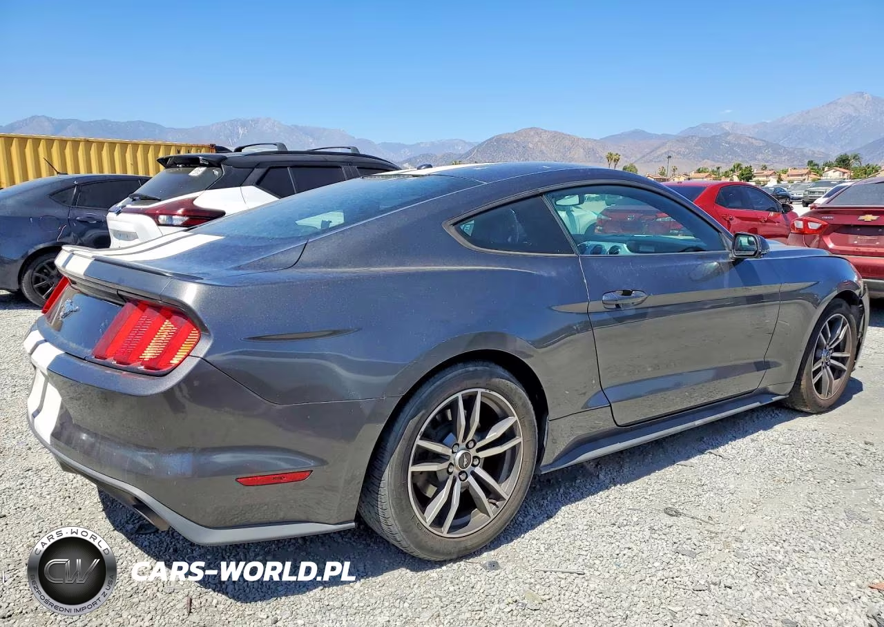 2015 Ford Mustang VIN:1FA6P8TH7F5352886 - 3