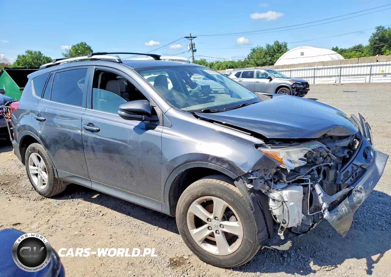 2013 Toyota Rav4 Xle VIN:JTMRFREV6DD029564 - 4