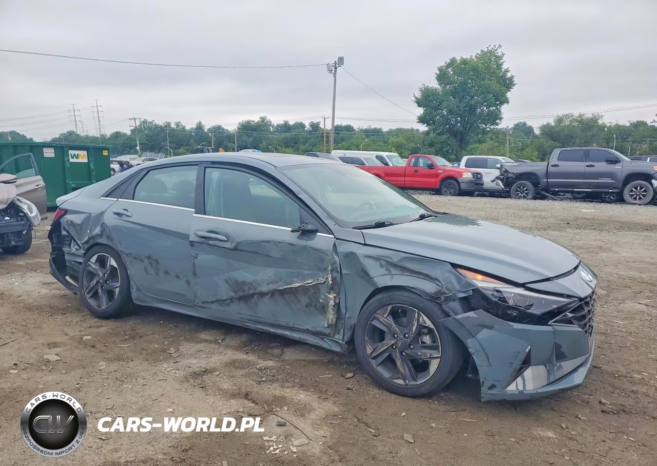 2022 Hyundai Elantra Limited VIN:KMHLN4AJ7NU016267 - 4