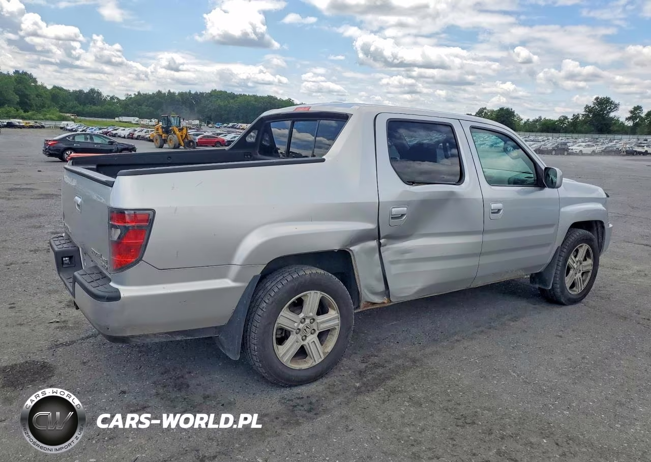 2013 Honda Ridgeline VIN:5FPYK1F50DB012007 - 3