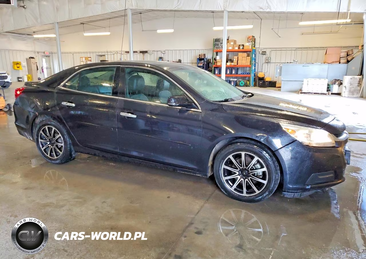 2015 Chevrolet Malibu 1Lt VIN:1G11C5SL2FF135768 - 4