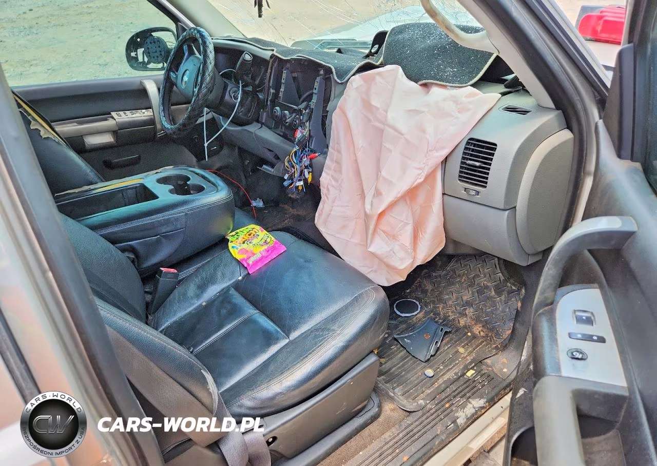 2009 Chevrolet Silverado C1500 VIN:3GCEC13C89G104723 - 8