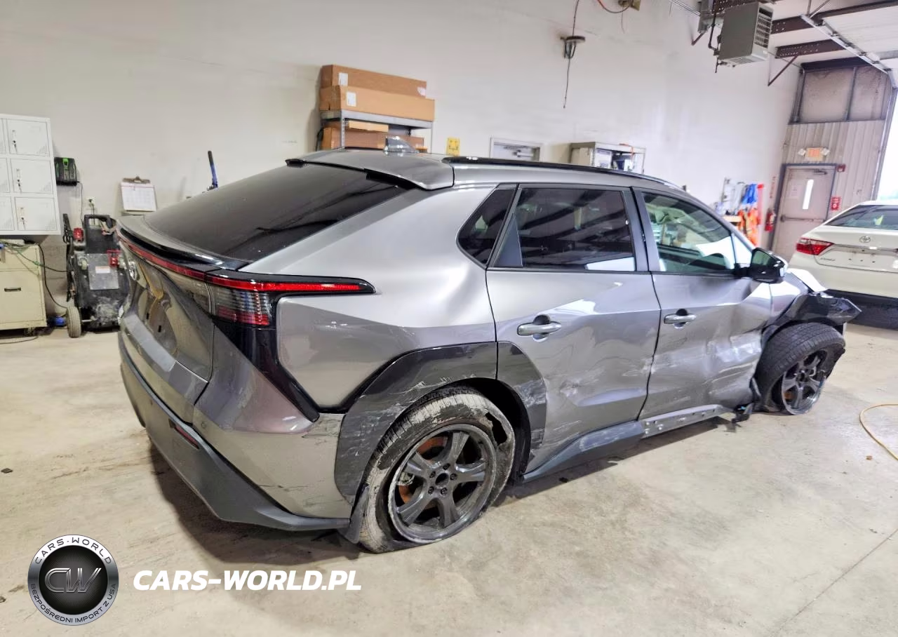 2025 Toyota Bz4X Xle VIN:JTMAAAAA9SA067675 - 3
