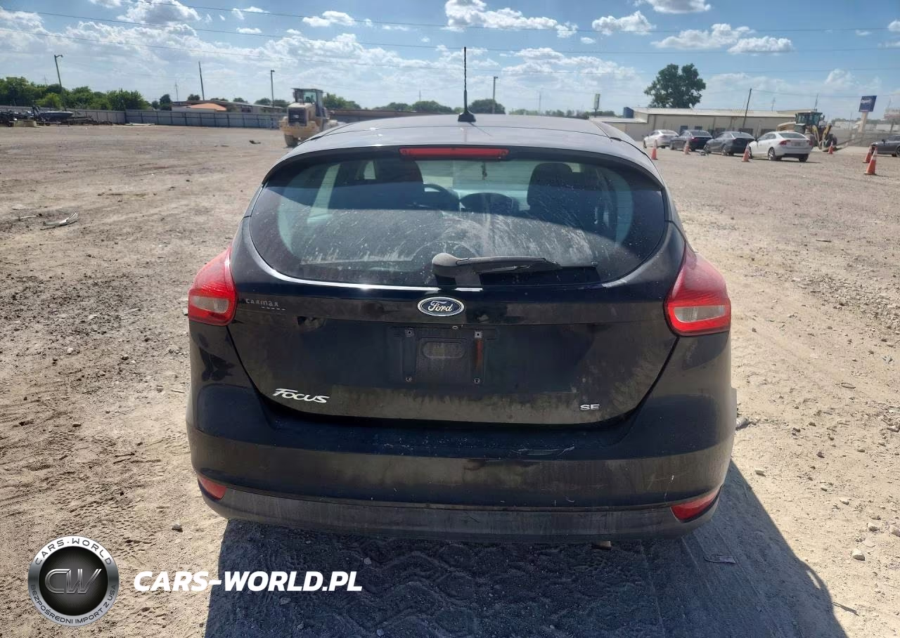 2017 Ford Focus Se VIN:1FADP3K28HL232424 - 6