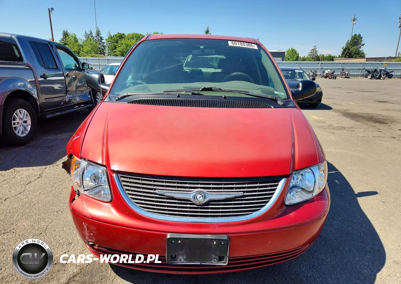 2003 Chrysler Town & Country VIN:2C4GP24R63R254644 - 5
