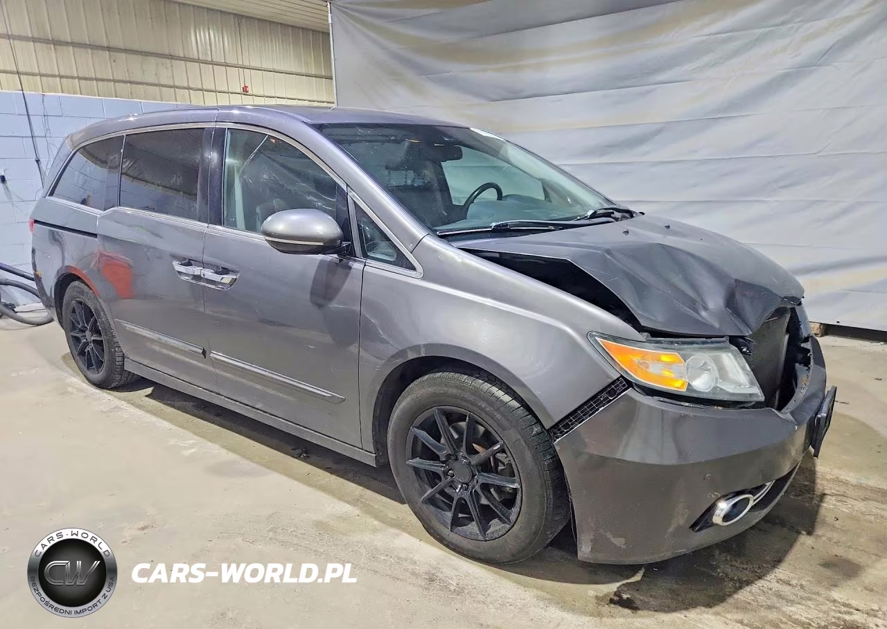2014 Honda Odyssey Touring-Touring Elite VIN:5FNRL5H9XEB010882 - 4