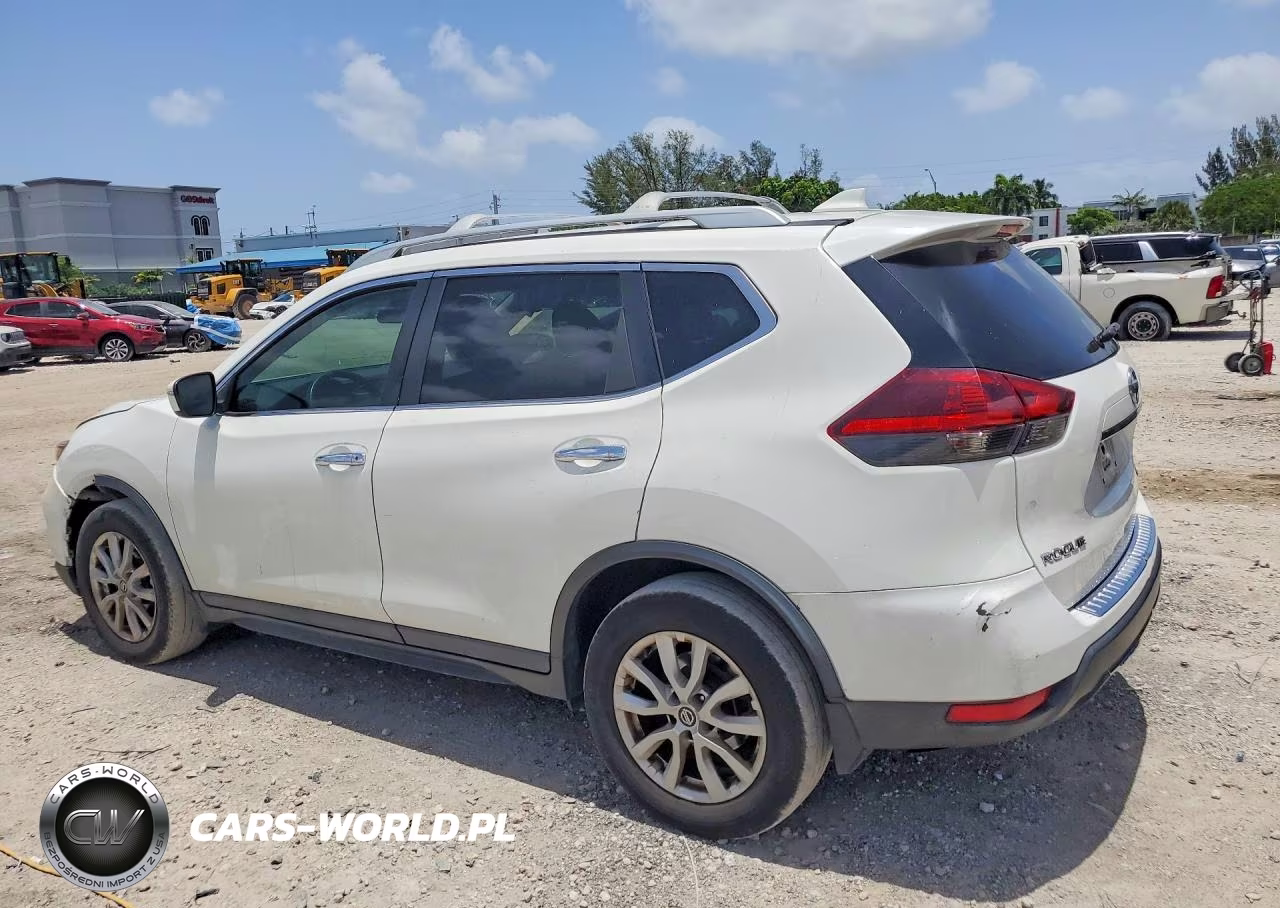 2019 Nissan Rogue S VIN:5N1AT2MT2KC796534 - 2
