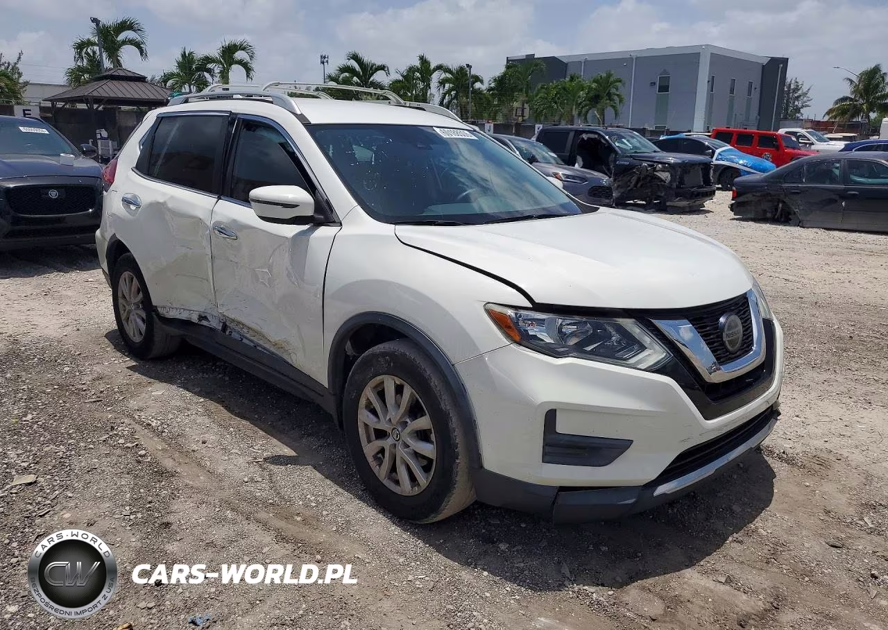 2019 Nissan Rogue S VIN:5N1AT2MT2KC796534 - 4